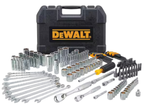 DEWALT socket set showing DirectTorque geometry DEWALT (hand tools)
